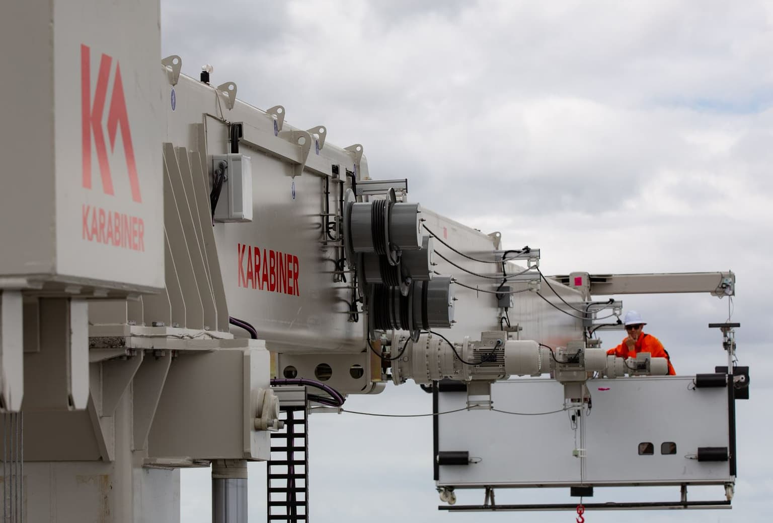 BUILDING MAINTENANCE UNITS 4