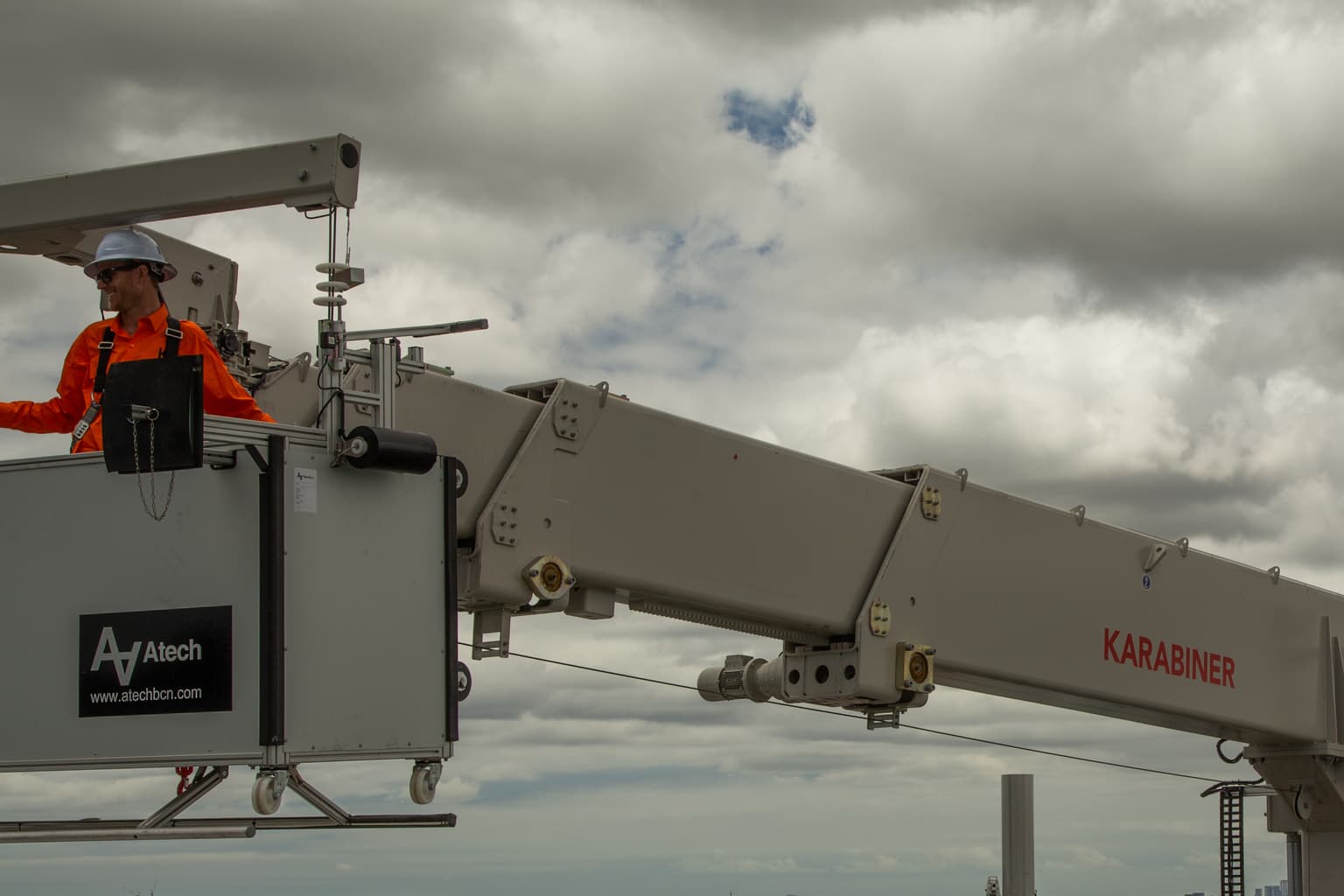 BUILDING MAINTENANCE UNITS 1